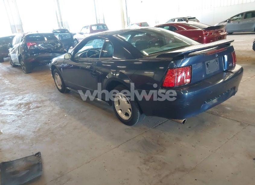 Photo 3 of 2003 Ford Mustang (VIN 1FAFP404X3F384294)