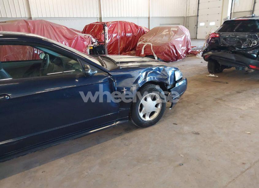 Photo 6 of 2003 Ford Mustang (VIN 1FAFP404X3F384294)