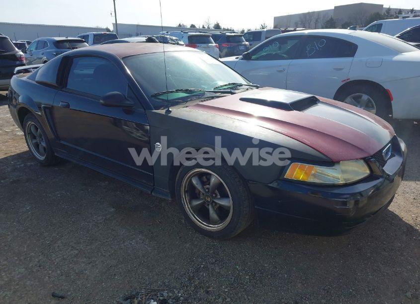 2004 Ford Mustang (VIN 1FAFP404X4F131994) main photo