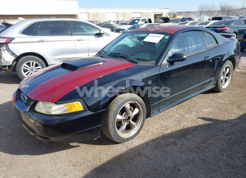 Photo 2 of 2004 Ford Mustang (VIN 1FAFP404X4F131994)
