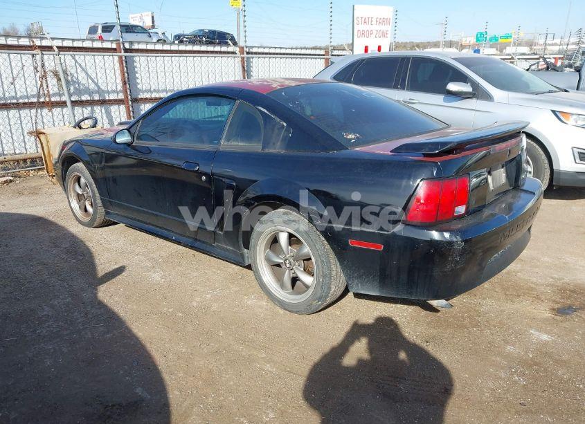 Photo 3 of 2004 Ford Mustang (VIN 1FAFP404X4F131994)