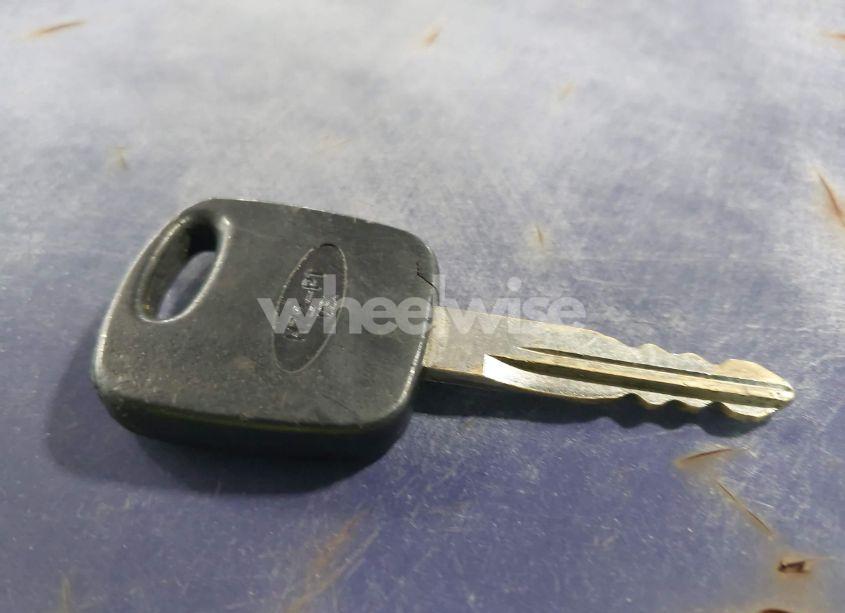 Photo 11 of 1998 Ford Mustang (VIN 1FAFP404XWF175772)