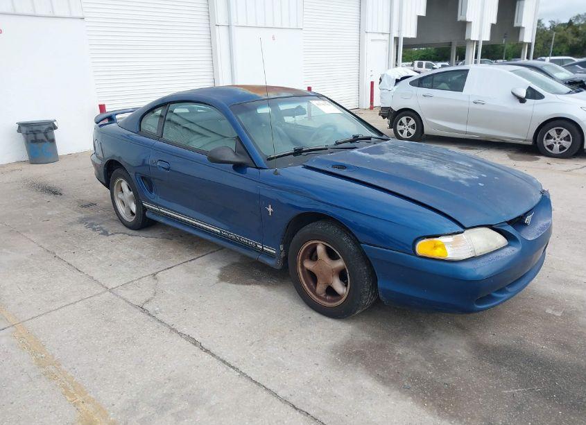 1998 Ford Mustang (VIN 1FAFP404XWF213047) main photo