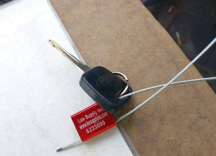 Photo 11 of 1998 Ford Mustang (VIN 1FAFP404XWF213047)