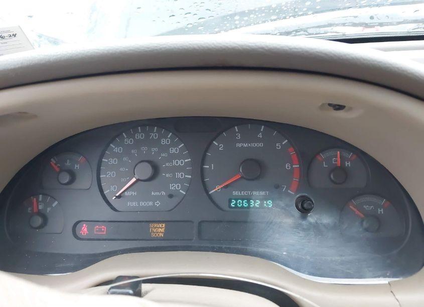 Photo 7 of 1999 Ford Mustang (VIN 1FAFP404XXF154115)