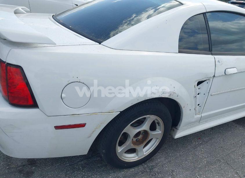 Photo 6 of 2004 Ford Mustang (VIN 1FAFP40604F229241)