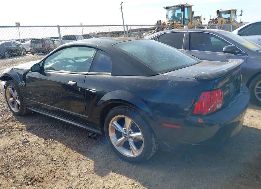 Photo 3 of 2004 Ford Mustang (VIN 1FAFP40614F161094)