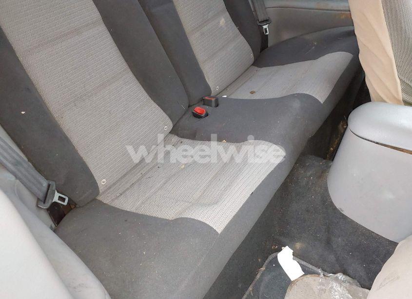 Photo 8 of 2004 Ford Mustang (VIN 1FAFP40614F190532)