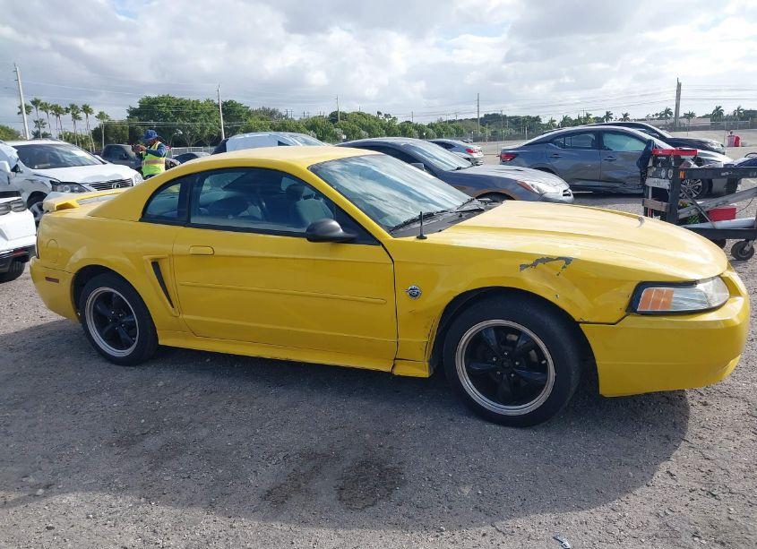 Photo 12 of 2004 Ford Mustang (VIN 1FAFP40614F196900)