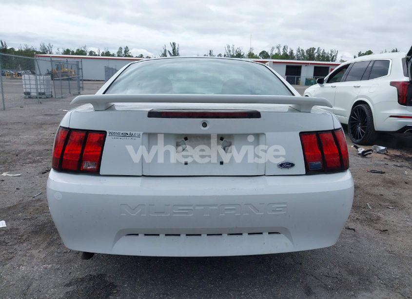 Photo 17 of 2004 Ford Mustang (VIN 1FAFP40624F135586)