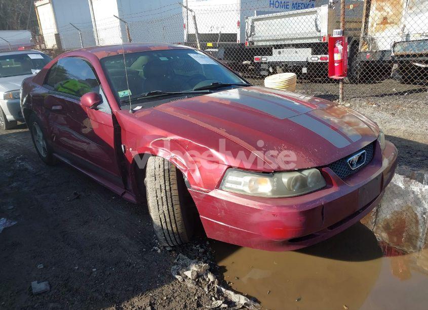 2004 Ford Mustang (VIN 1FAFP40624F137743) main photo