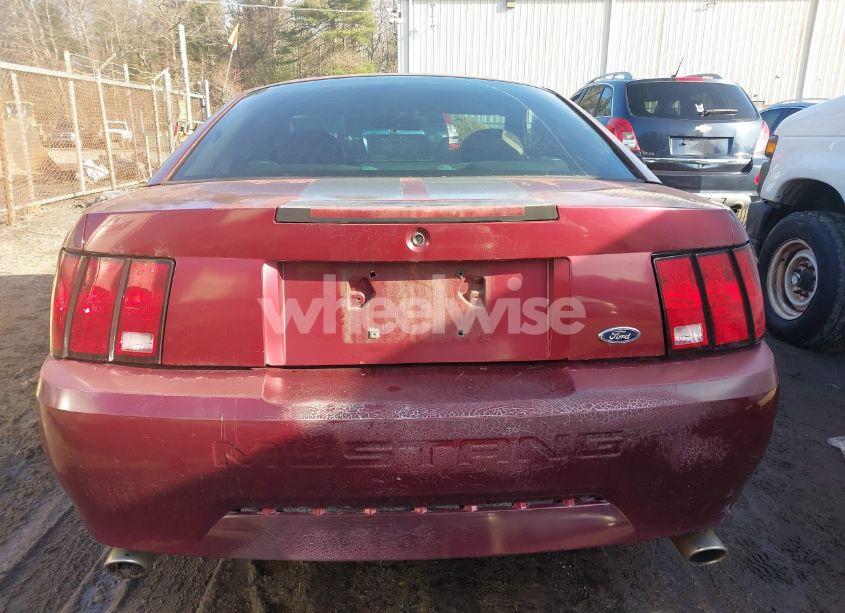 Photo 17 of 2004 Ford Mustang (VIN 1FAFP40624F137743)