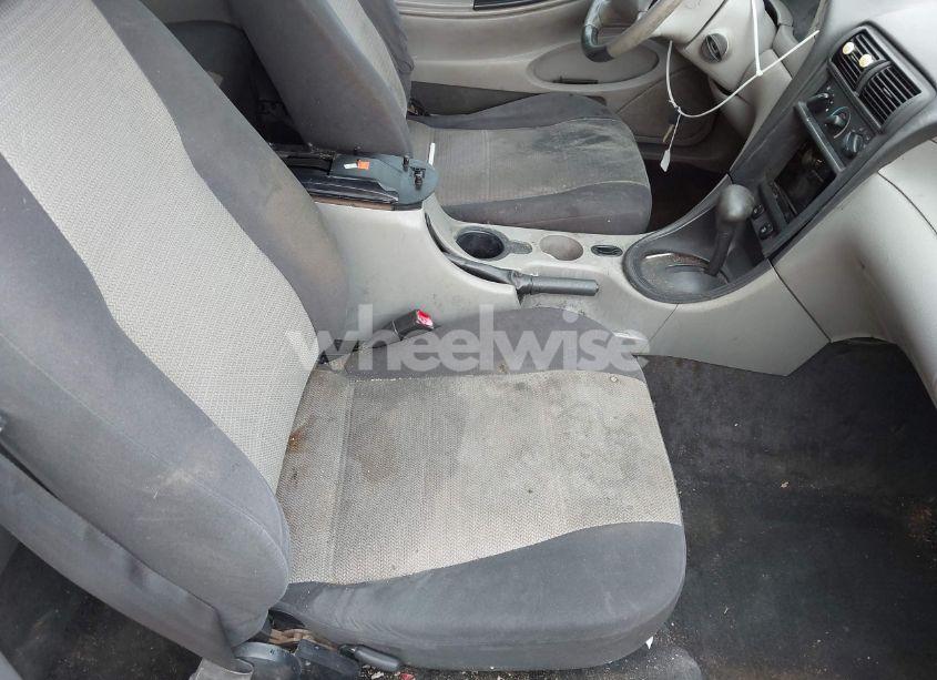 Photo 5 of 2004 Ford Mustang (VIN 1FAFP40624F172525)