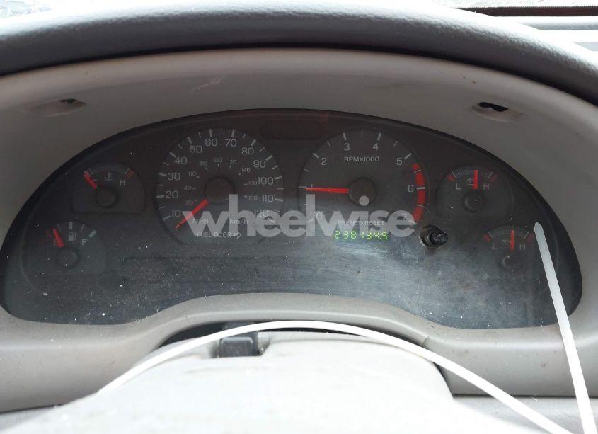 Photo 7 of 2004 Ford Mustang (VIN 1FAFP40624F172525)