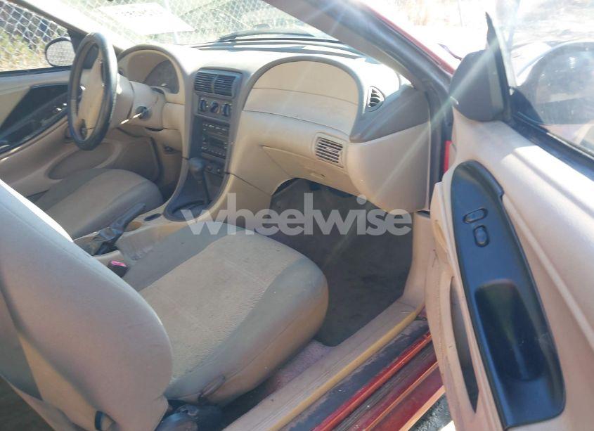 Photo 5 of 2004 Ford Mustang (VIN 1FAFP40634F132387)