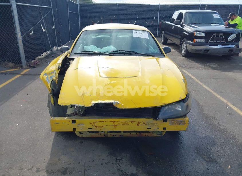 Photo 13 of 2004 Ford Mustang (VIN 1FAFP40654F161888)