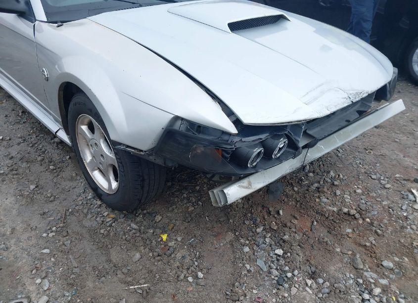 Photo 19 of 2004 Ford Mustang (VIN 1FAFP40674F176862)