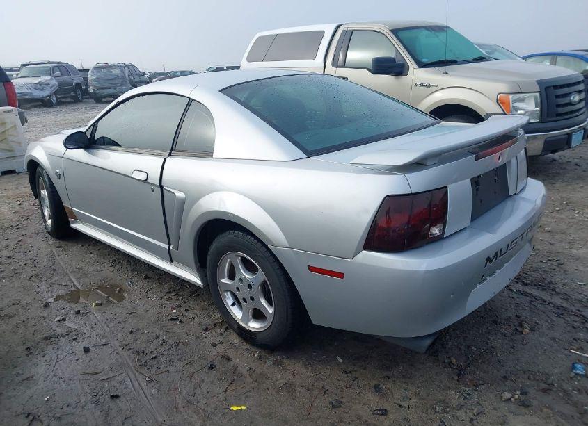 Photo 3 of 2004 Ford Mustang (VIN 1FAFP40674F176862)