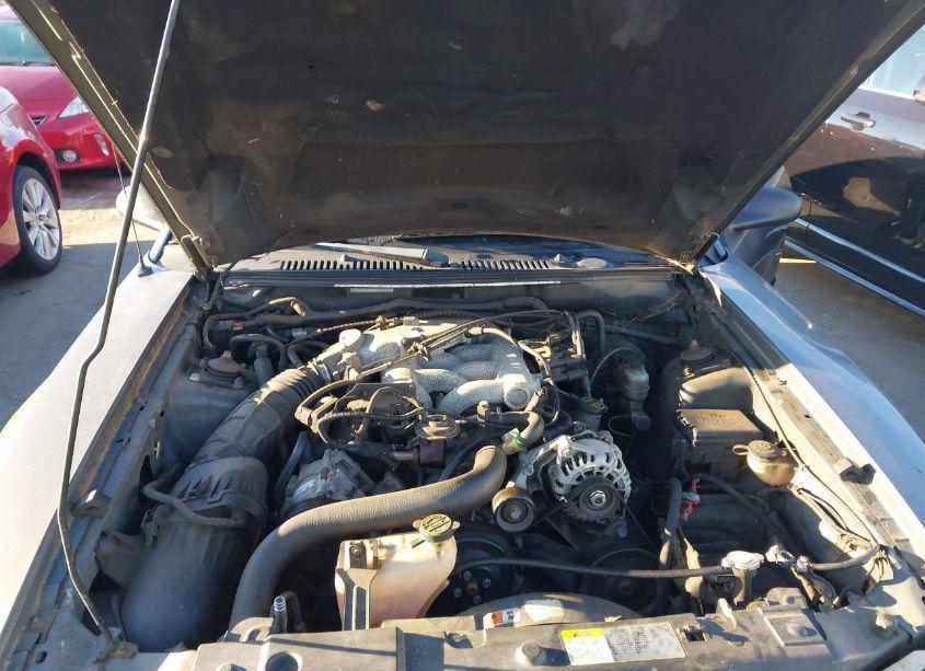 Photo 10 of 2004 Ford Mustang (VIN 1FAFP40674F191815)