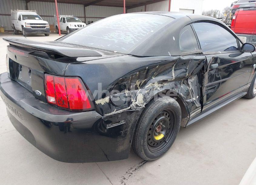 Photo 6 of 2004 Ford Mustang (VIN 1FAFP40684F138315)