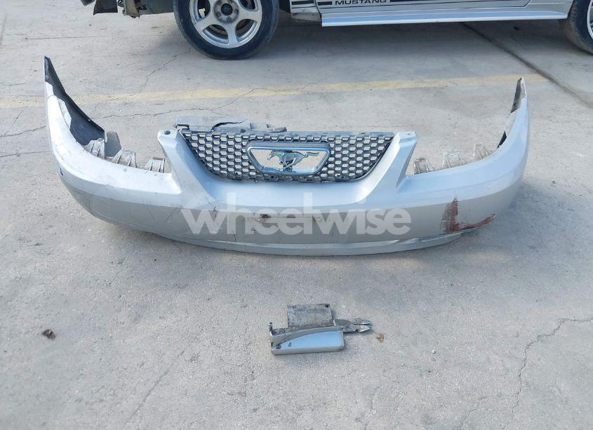 Photo 12 of 2004 Ford Mustang (VIN 1FAFP40684F174831)