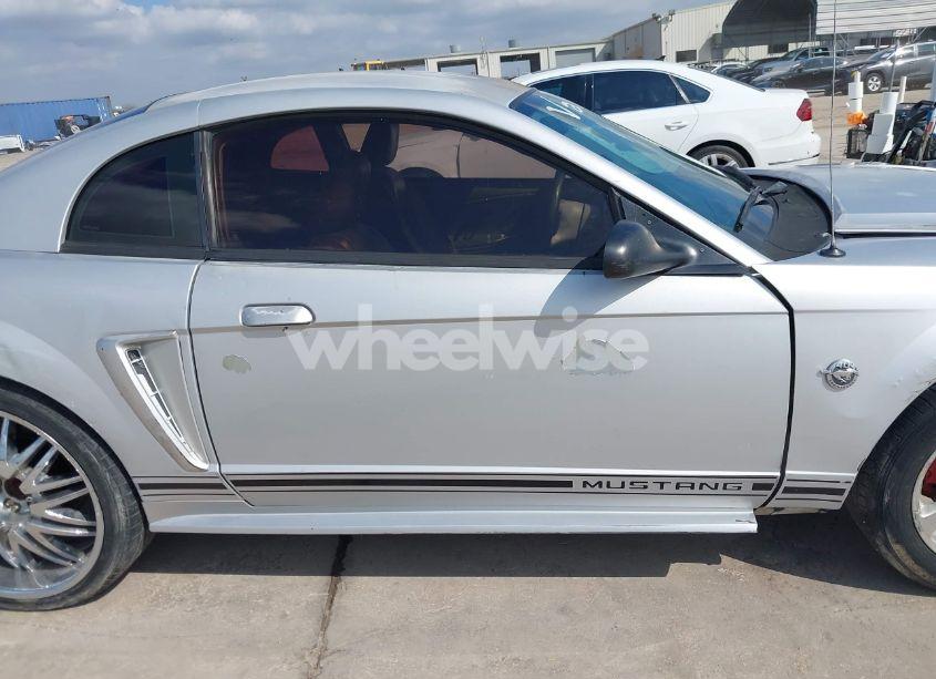 Photo 14 of 2004 Ford Mustang (VIN 1FAFP40684F174831)