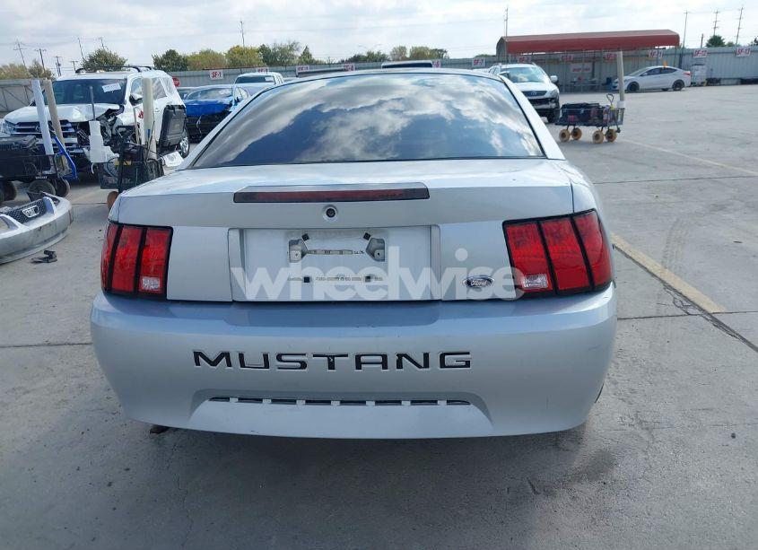 Photo 17 of 2004 Ford Mustang (VIN 1FAFP40684F174831)