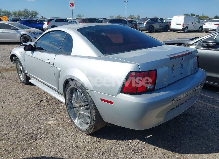 Photo 3 of 2004 Ford Mustang (VIN 1FAFP40684F174831)