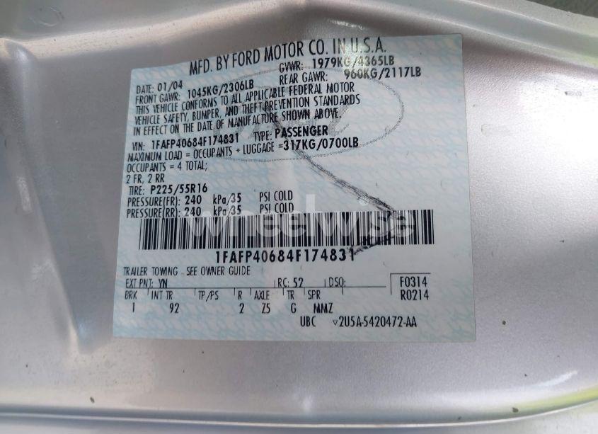 Photo 9 of 2004 Ford Mustang (VIN 1FAFP40684F174831)