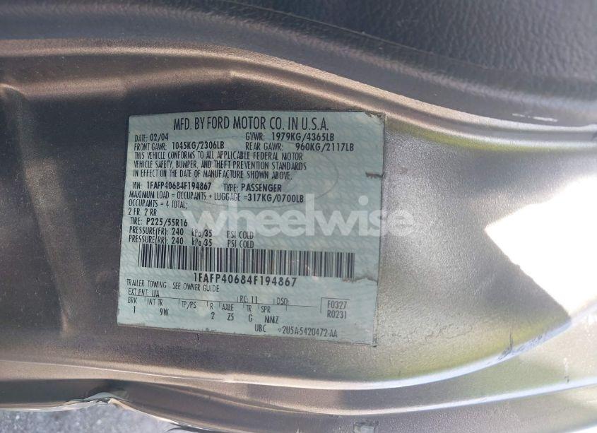 Photo 9 of 2004 Ford Mustang (VIN 1FAFP40684F194867)