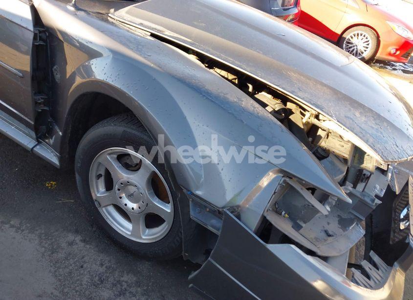 Photo 18 of 2004 Ford Mustang (VIN 1FAFP40684F235272)