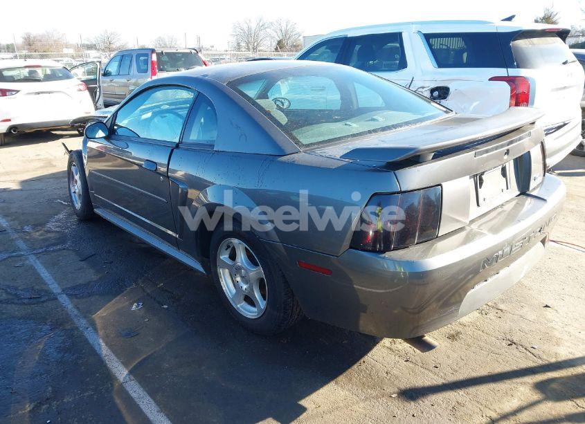 Photo 3 of 2004 Ford Mustang (VIN 1FAFP40684F235272)
