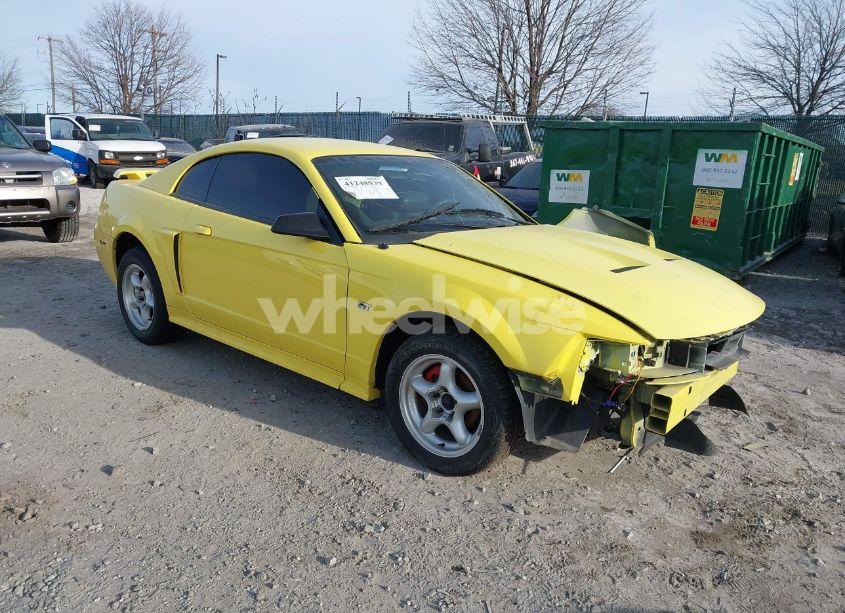 2001 Ford Mustang GT (VIN 1FAFP42X01F154641) main photo