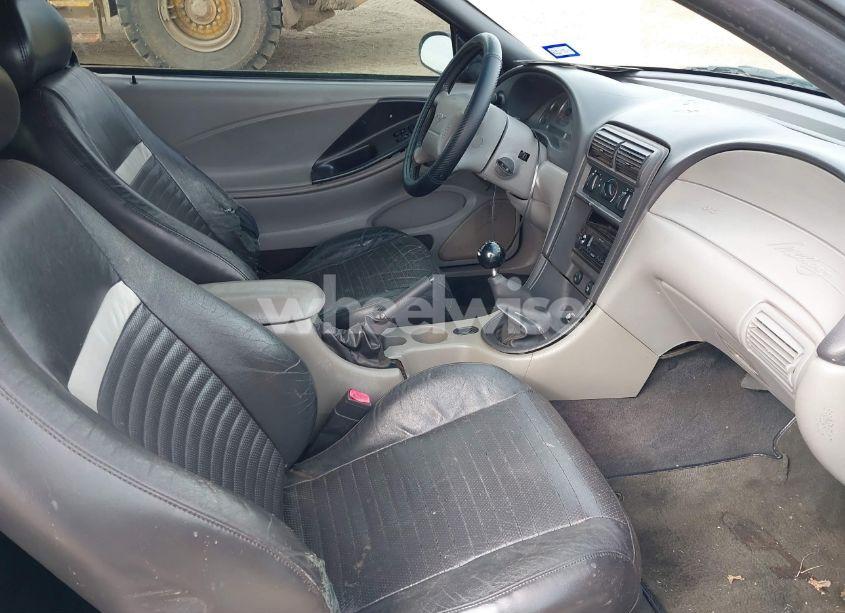 Photo 5 of 2001 Ford Mustang GT (VIN 1FAFP42X01F254139)