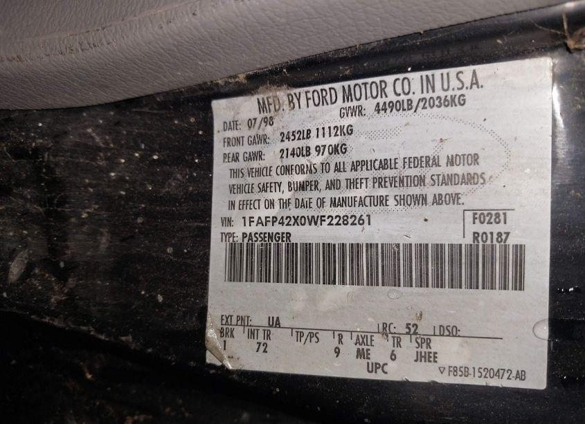 Photo 9 of 1998 Ford Mustang GT (VIN 1FAFP42X0WF228261)