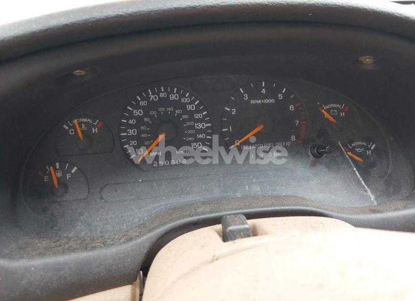 Photo 7 of 1998 Ford Mustang GT (VIN 1FAFP42X0WF234934)