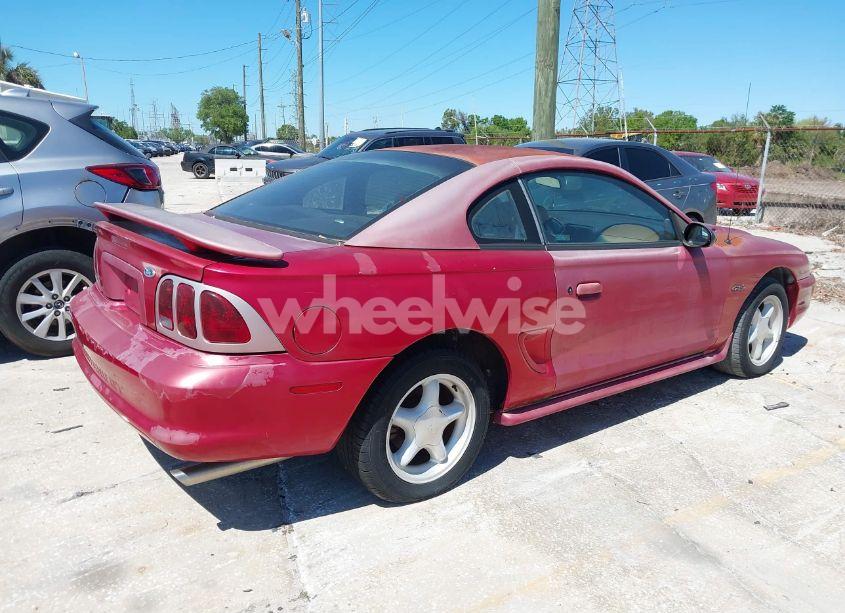 Photo 4 of 1998 Ford Mustang GT (VIN 1FAFP42X1WF191978)