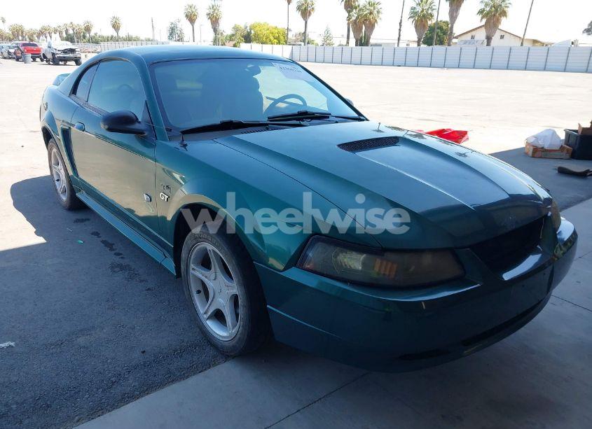 2000 Ford Mustang GT (VIN 1FAFP42X2YF241015) main photo