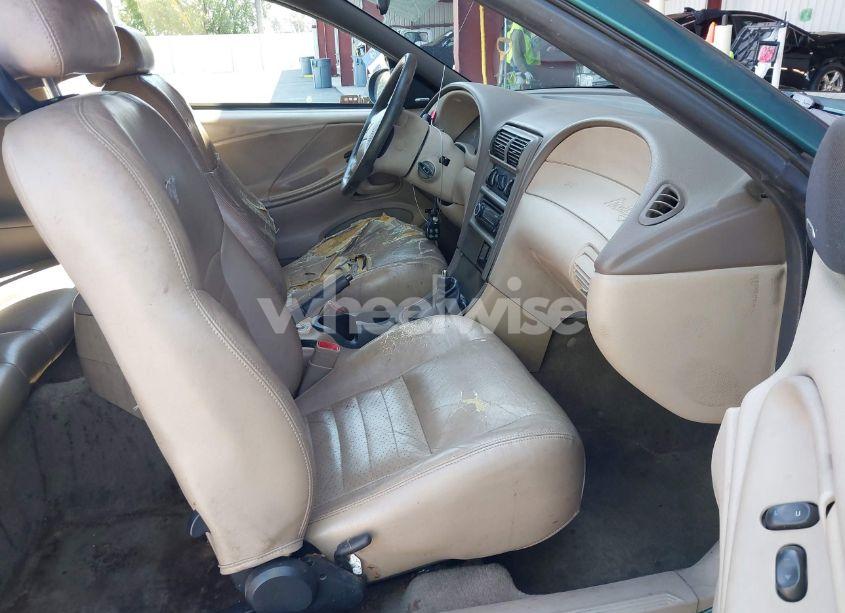 Photo 5 of 2000 Ford Mustang GT (VIN 1FAFP42X2YF241015)