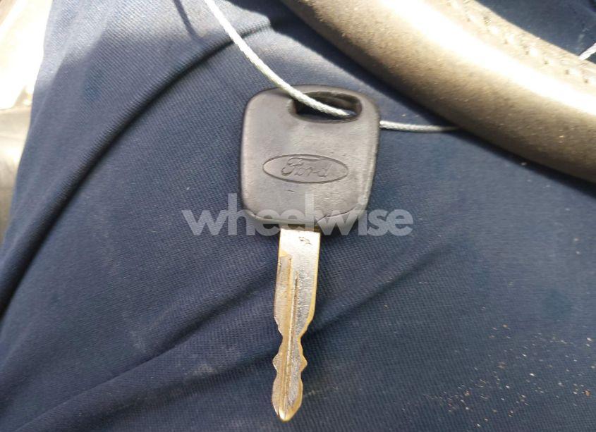 Photo 11 of 2000 Ford Mustang GT (VIN 1FAFP42X2YF293616)