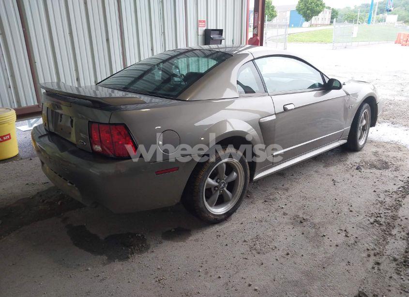 Photo 4 of 2001 Ford Mustang GT (VIN 1FAFP42X31F235570)