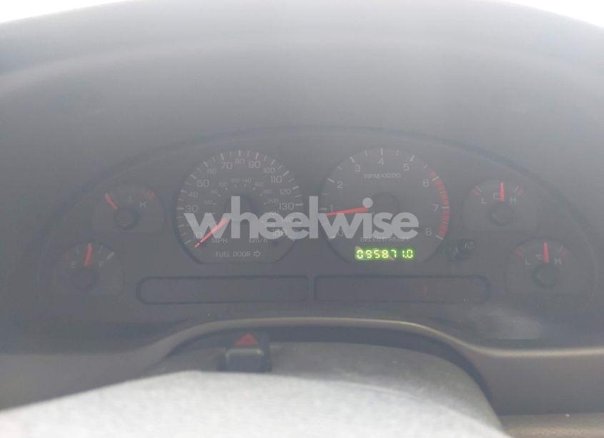 Photo 7 of 2001 Ford Mustang GT (VIN 1FAFP42X31F235570)