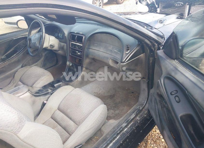 Photo 5 of 1998 Ford Mustang GT (VIN 1FAFP42X3WF104453)