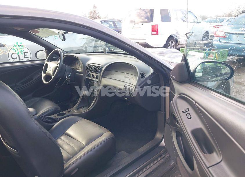 Photo 5 of 2001 Ford Mustang GT (VIN 1FAFP42X81F195745)