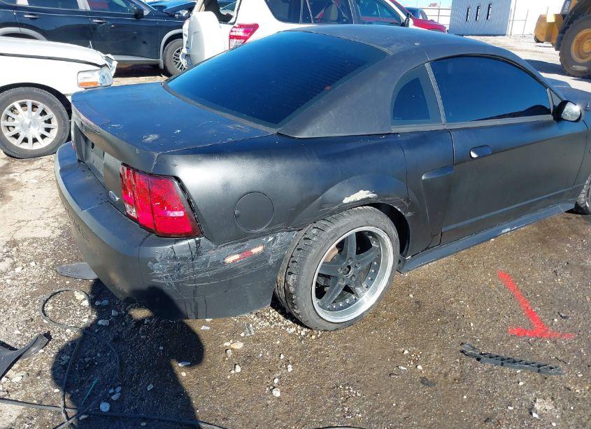 Photo 6 of 2001 Ford Mustang GT (VIN 1FAFP42X81F238366)