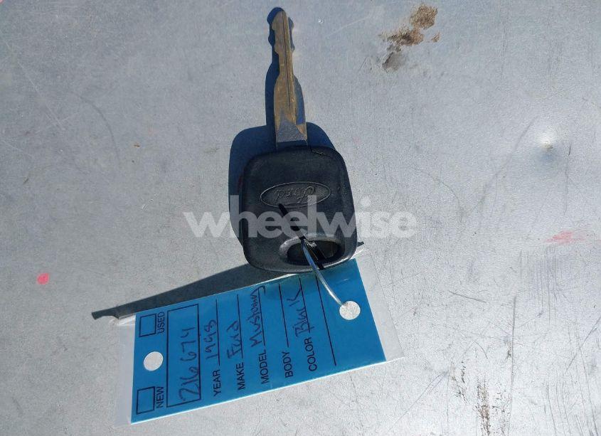 Photo 11 of 1998 Ford Mustang GT (VIN 1FAFP42X9WF216674)