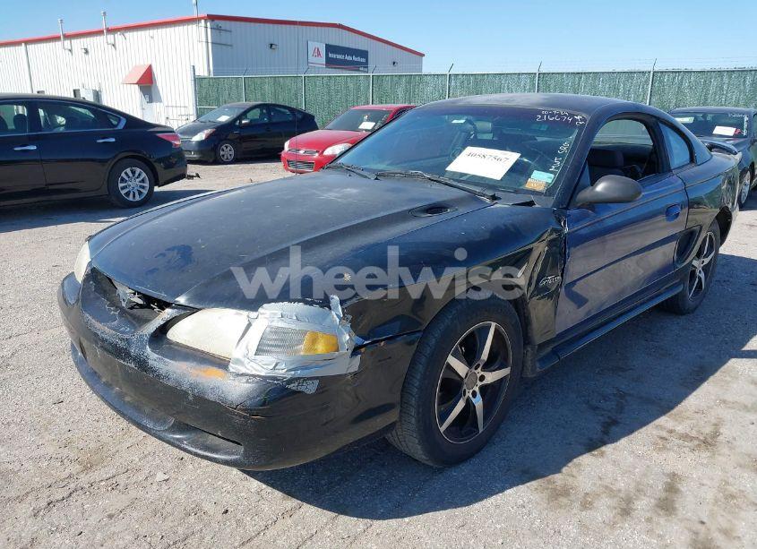 Photo 2 of 1998 Ford Mustang GT (VIN 1FAFP42X9WF216674)