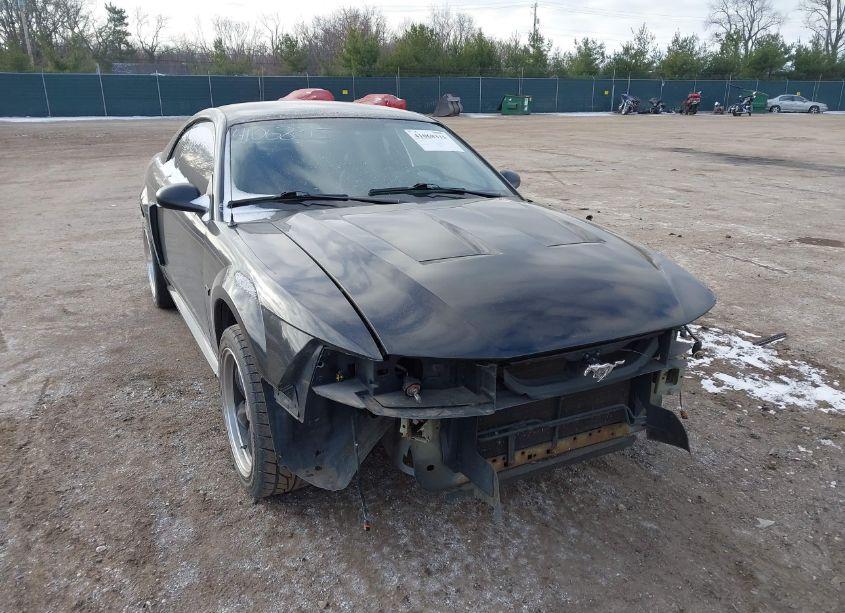 2000 Ford Mustang GT (VIN 1FAFP42XXYF295422) main photo