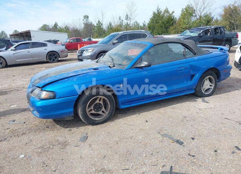 Photo 2 of 1998 Ford Mustang (VIN 1FAFP4441WF119648)