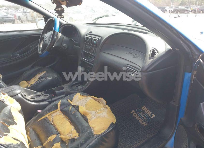 Photo 5 of 1998 Ford Mustang (VIN 1FAFP4441WF119648)